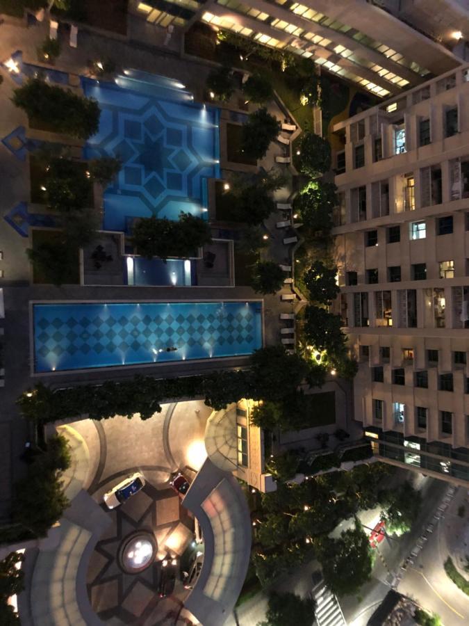 Downtown Boulevard One Bedroom Apt In 29 Blvd غرفة وصالة Burj & Fountain View Master Bedroom Plus 2 Single Beds In Living Room ドバイ エクステリア 写真